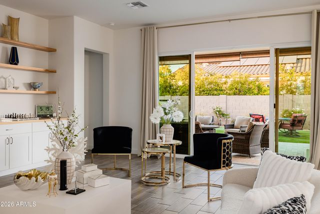 17210 W GRACEMONT Street, Surprise, AZ 85388