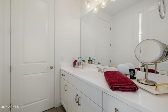 17210 W GRACEMONT Street, Surprise, AZ 85388