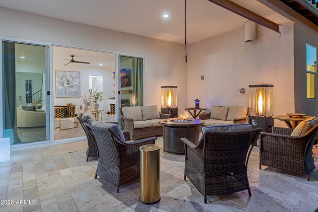 17210 W GRACEMONT Street, Surprise, AZ 85388