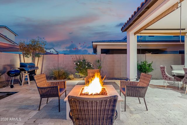 17210 W GRACEMONT Street, Surprise, AZ 85388