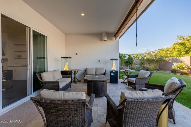 17210 W GRACEMONT Street, Surprise, AZ 85388