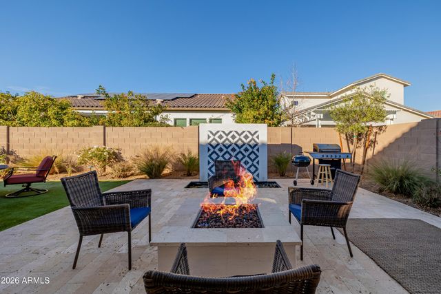 17210 W GRACEMONT Street, Surprise, AZ 85388