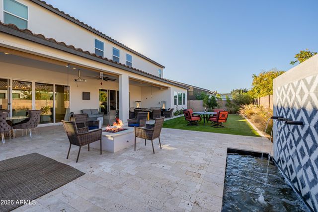 17210 W GRACEMONT Street, Surprise, AZ 85388