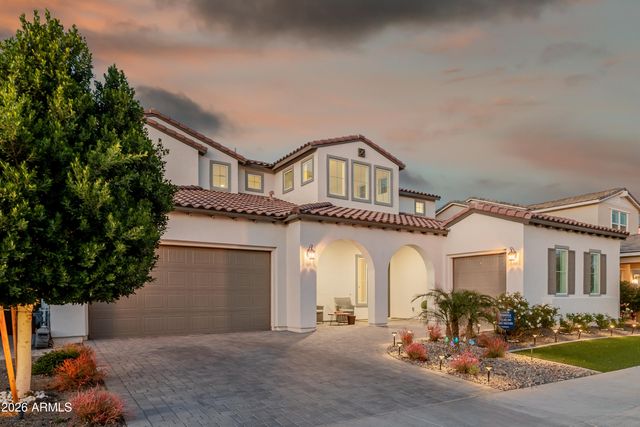 17210 W GRACEMONT Street, Surprise, AZ 85388