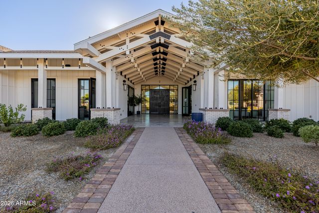 17210 W GRACEMONT Street, Surprise, AZ 85388