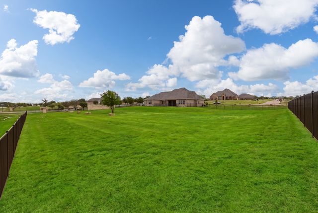 108 Bearclaw Circle, Aledo, TX 76008