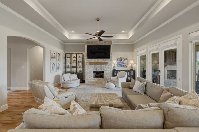 108 Bearclaw Circle, Aledo, TX 76008