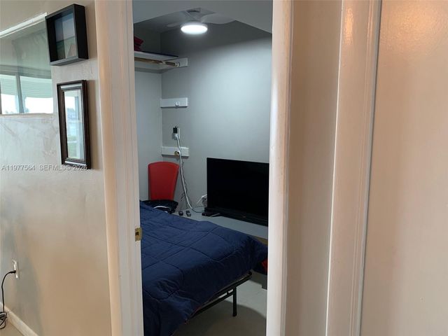 3010 Marcos Dr R105, Aventura, FL 33160