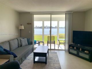 3010 Marcos Dr R105, Aventura, FL 33160