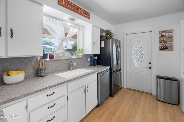 515 N 56TH Street, Mesa, AZ 85205