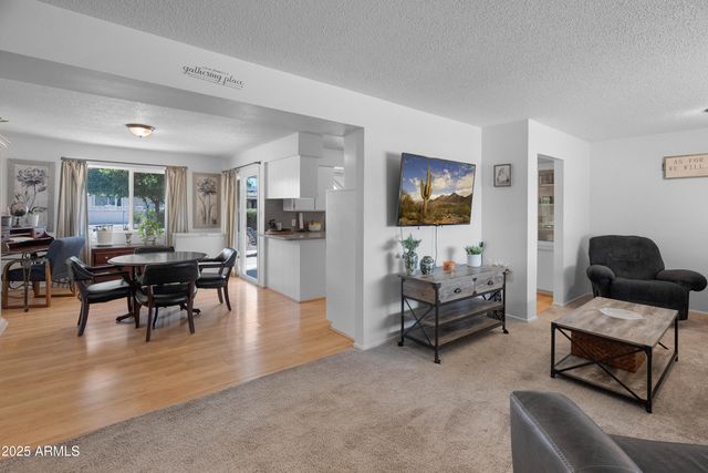 515 N 56TH Street, Mesa, AZ 85205