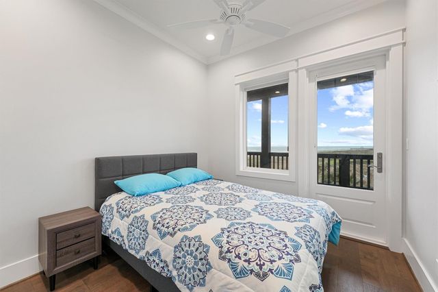 438 Seagrass, Gilchrist, TX 77617