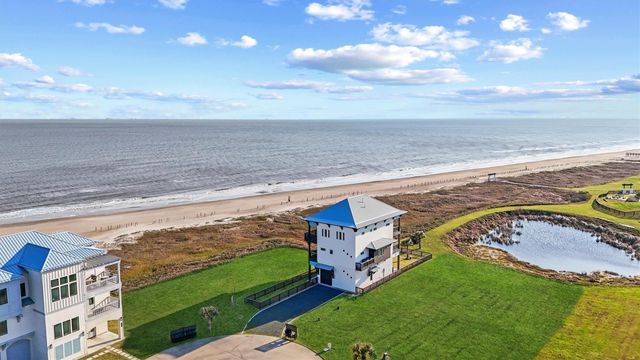 438 Seagrass, Gilchrist, TX 77617