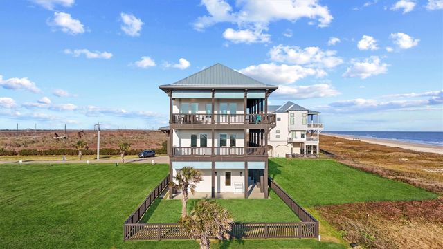 438 Seagrass, Gilchrist, TX 77617