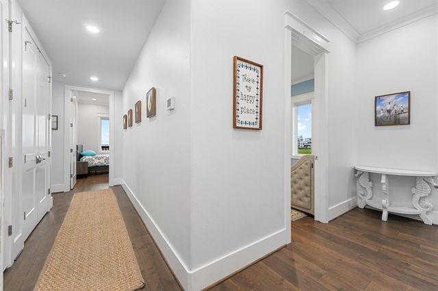 438 Seagrass, Gilchrist, TX 77617