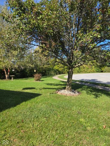 1652 Roundhouse Circle, Greenwood, IN 46143
