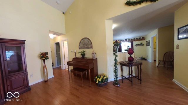 1652 Roundhouse Circle, Greenwood, IN 46143