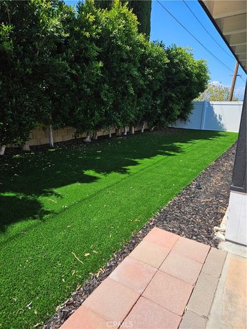 2288 Avenida Del Vista, Corona, CA 92882