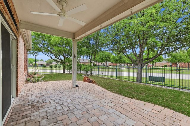 7586 Black Rock Cove, Frisco, TX 75036