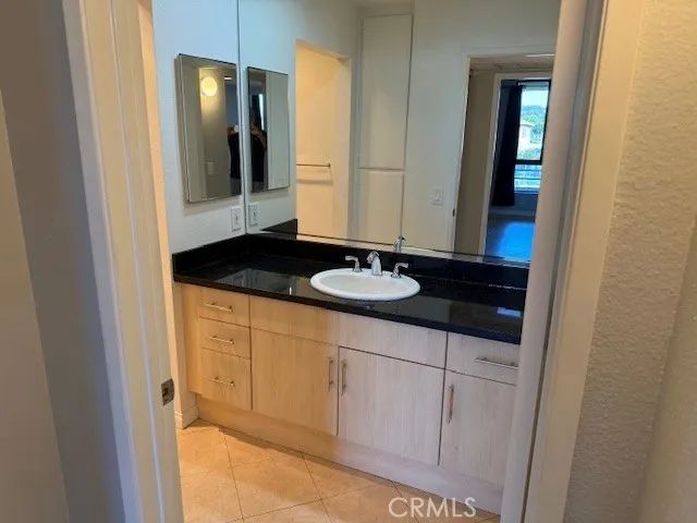 7826 Topanga Canyon 207, Canoga Park, CA 91304