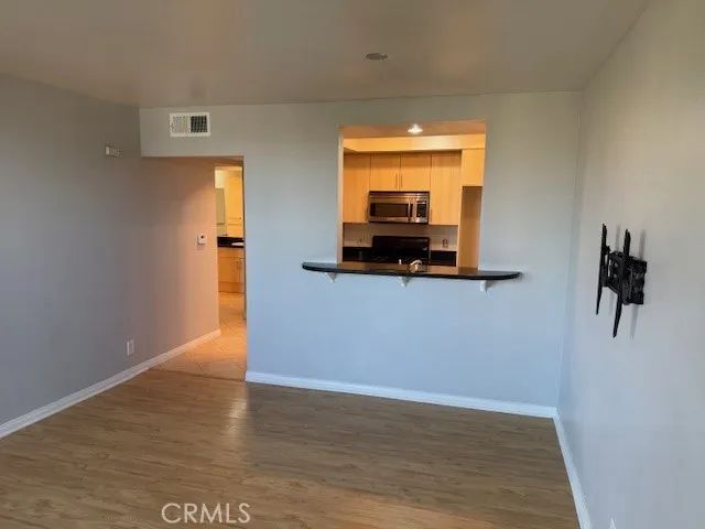 7826 Topanga Canyon 207, Canoga Park, CA 91304