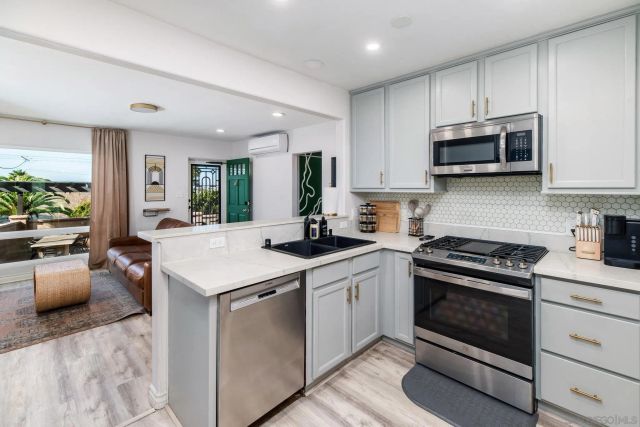 7967 Normal Ave, La Mesa, CA 91941
