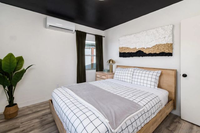 7967 Normal Ave, La Mesa, CA 91941