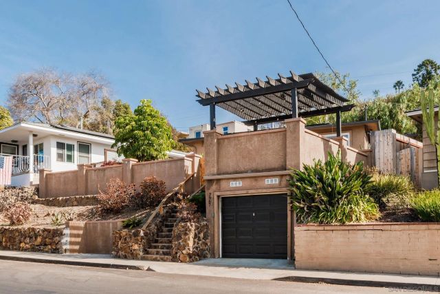 7967 Normal Ave, La Mesa, CA 91941