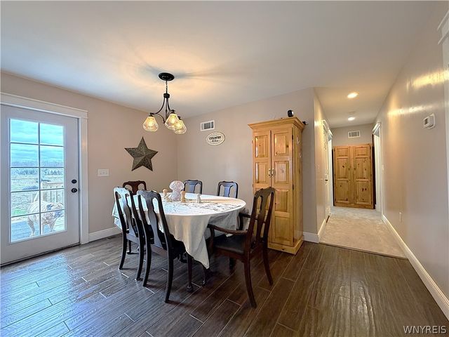 6455 Salt Road, Clarence, NY 14031