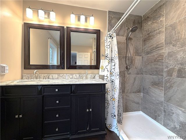6455 Salt Road, Clarence, NY 14031