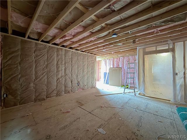 6455 Salt Road, Clarence, NY 14031
