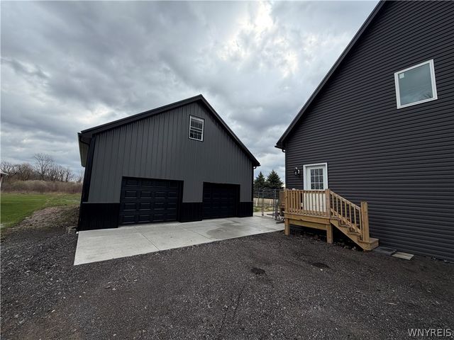 6455 Salt Road, Clarence, NY 14031