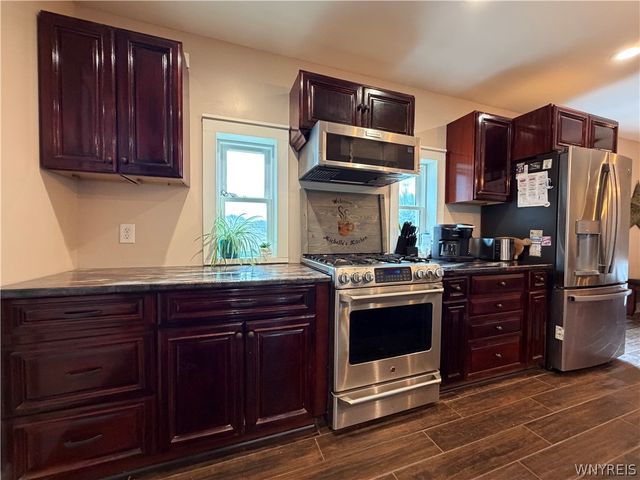 6455 Salt Road, Clarence, NY 14031