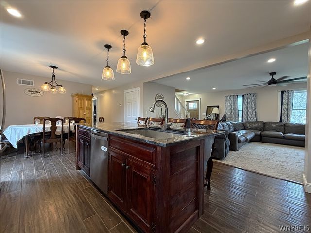 6455 Salt Road, Clarence, NY 14031
