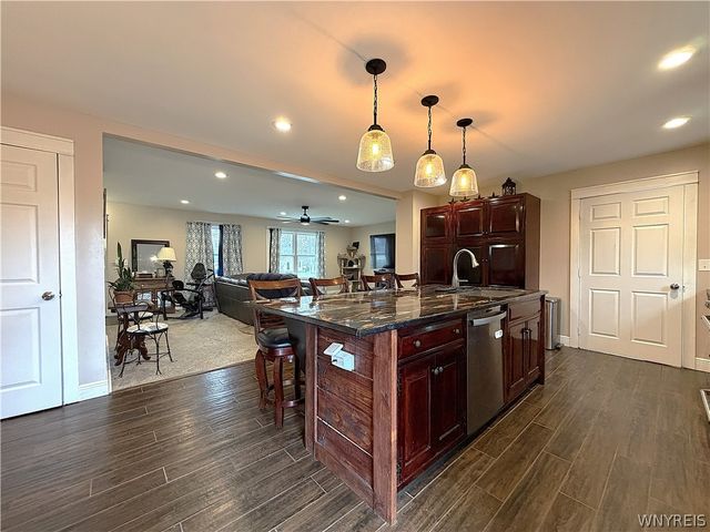 6455 Salt Road, Clarence, NY 14031