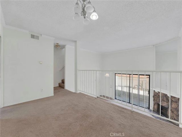14291 Foothill Boulevard 9, Sylmar, CA 91342