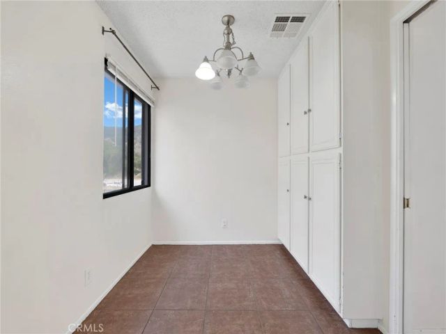 14291 Foothill Boulevard 9, Sylmar, CA 91342