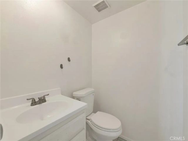 14291 Foothill Boulevard 9, Sylmar, CA 91342