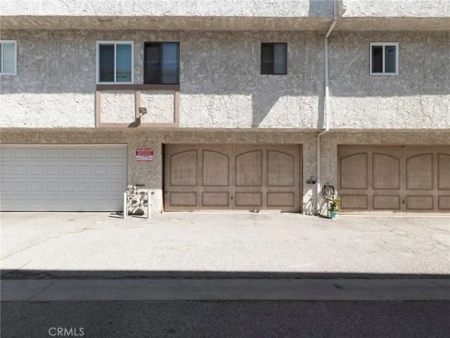 14291 Foothill Boulevard 9, Sylmar, CA 91342