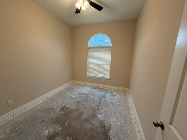 418 Pebble Drive, Dayton, TX 77535