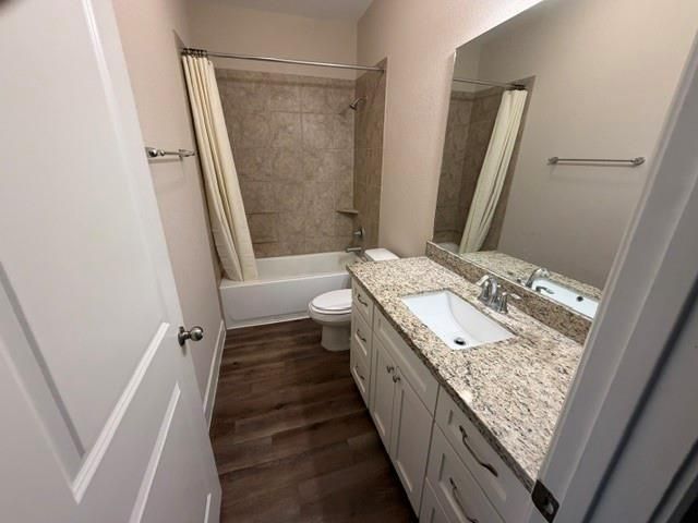 418 Pebble Drive, Dayton, TX 77535