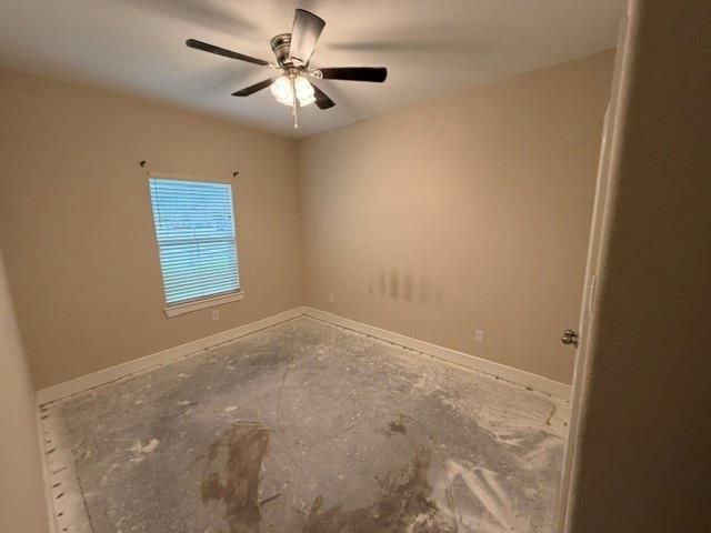 418 Pebble Drive, Dayton, TX 77535