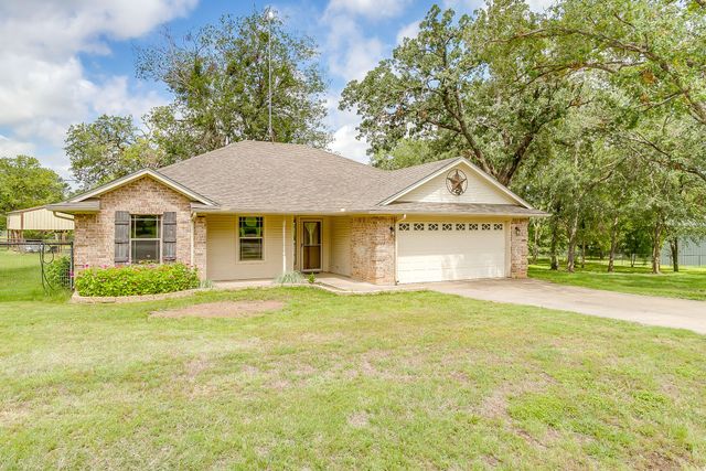 115 Pleasant Oaks Lane, Springtown, TX 76082