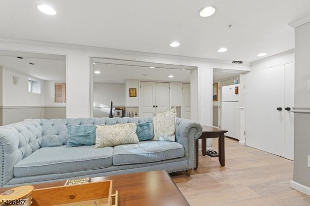 185 Washington Ave, Hawthorne Boro, NJ 07506