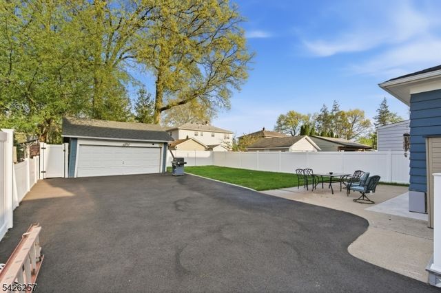 185 Washington Ave, Hawthorne Boro, NJ 07506