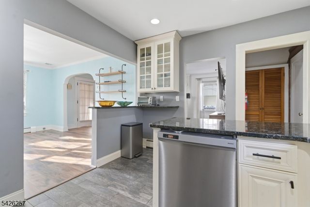 185 Washington Ave, Hawthorne Boro, NJ 07506