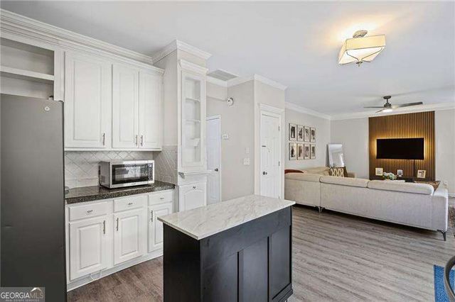 777 Chanson Drive SW, Marietta, GA 30064