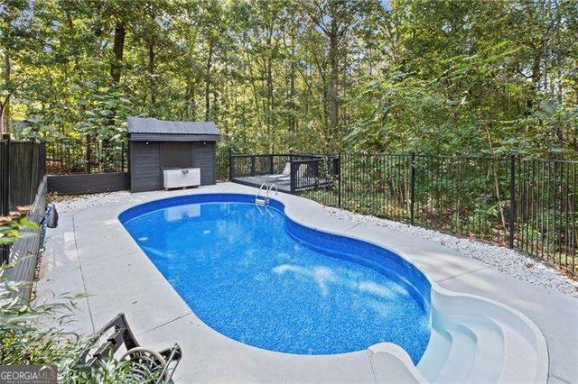777 Chanson Drive SW, Marietta, GA 30064