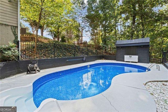 777 Chanson Drive SW, Marietta, GA 30064