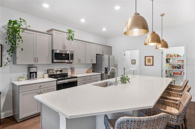 1518 HOLLOW TREE COURT, Lakeland, FL 33811